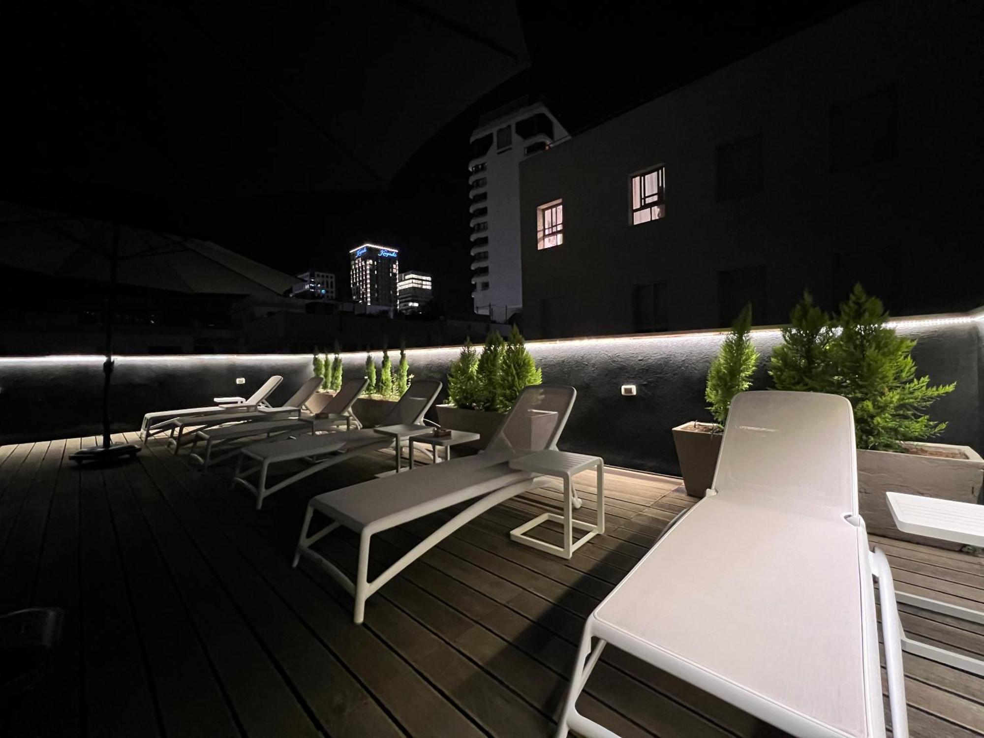 Beer Garden Hotel Tel Aviv Exterior foto